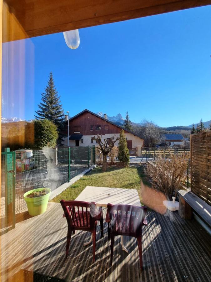 Maison + Jardin Vue Sur Les Montagnes Hébergement de vacances Barcelonnette